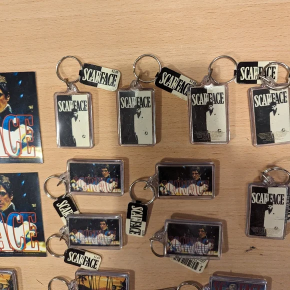 Wholesale Lot of 14 pcs Scarface Keychains and sticker As Is Movie Pacino - Picture 2 of 3
